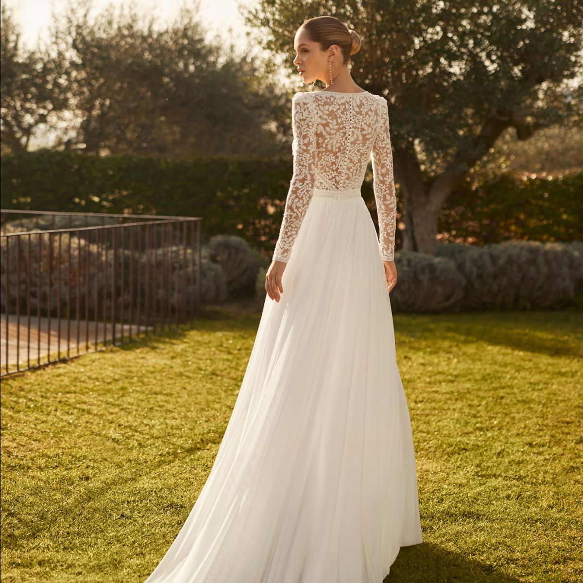 collezione aire fausto sari atelier | Atelier abiti da sposa e sposo a Treviso